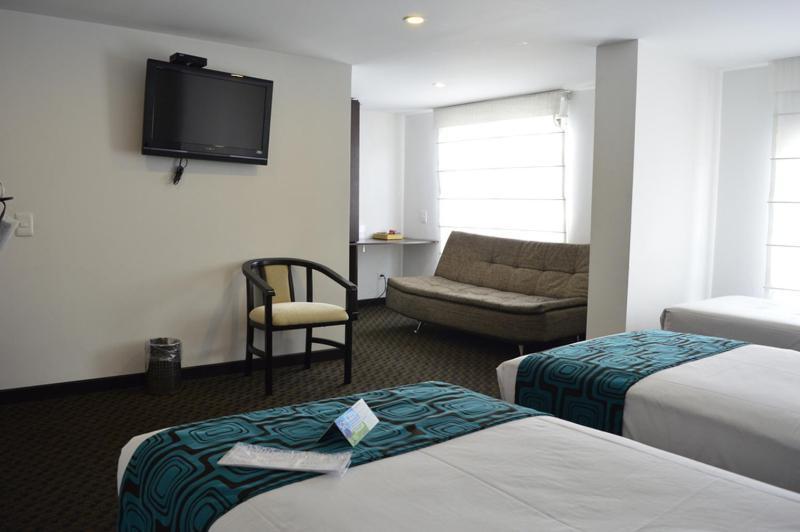 Hotel Castellana 95 Bogotá Szoba fotó